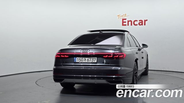 Audi A8 2021 — photo 4