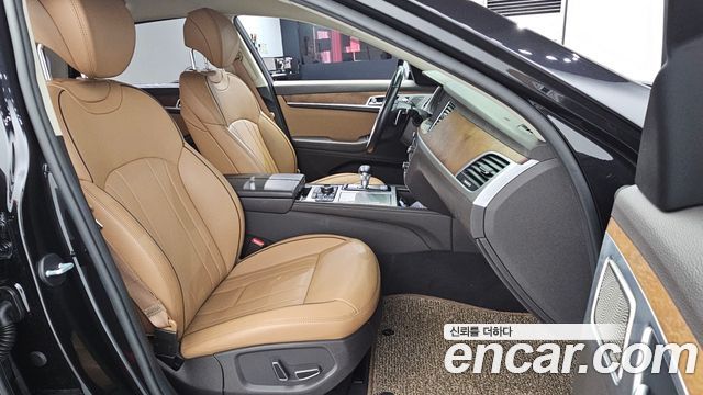 Genesis G80 2018 — photo 18