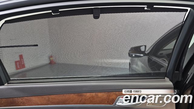 Genesis G80 2018 — photo 29