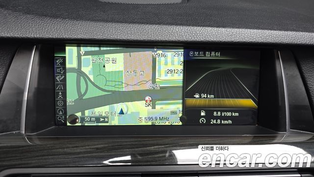 BMW 5-Series 2014 — photo 14