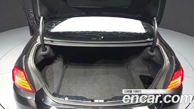 BMW 5-Series 2014 — photo 20