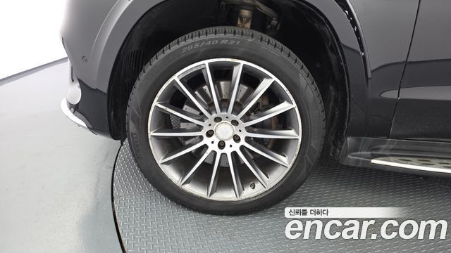 Mercedes-Benz GLS-Class 2017 — photo 5