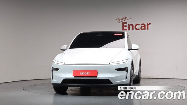 Tesla Model Y 2025 — photo 3