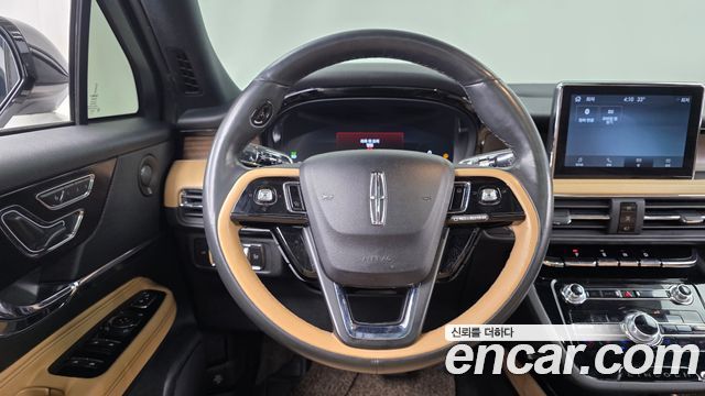 Lincoln Corsair 2022 — photo 18