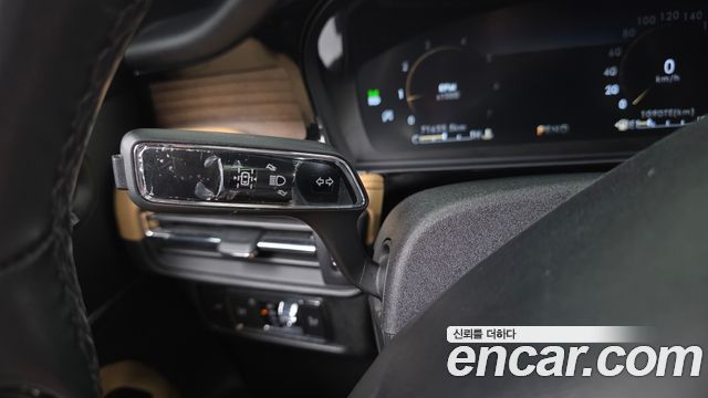 Lincoln Corsair 2022 — photo 29