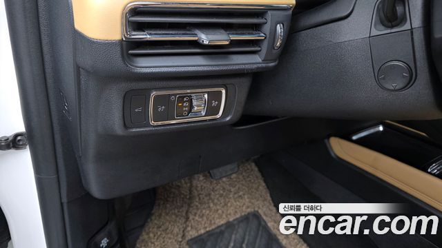 Lincoln Corsair 2022 — photo 30