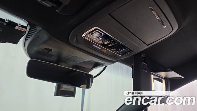 Lincoln Corsair 2022 — photo 32