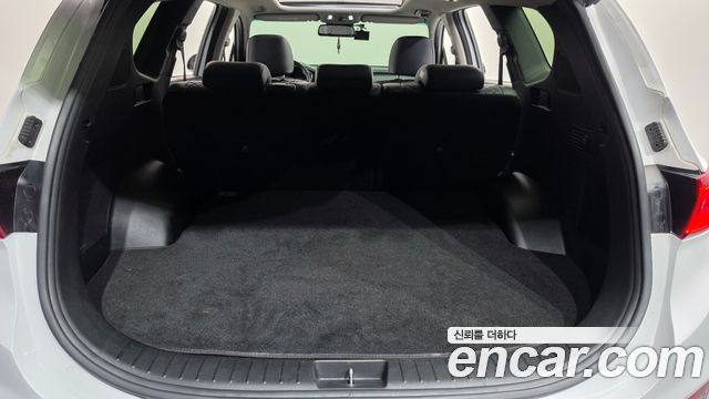 Hyundai Santafe 2019 — photo 25