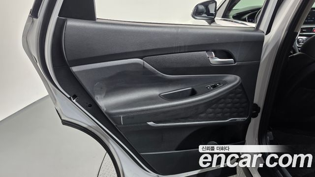 Hyundai Santafe 2019 — photo 15