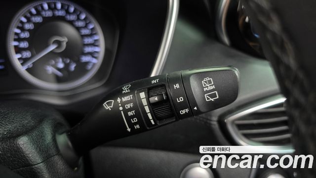 Hyundai Santafe 2019 — photo 30