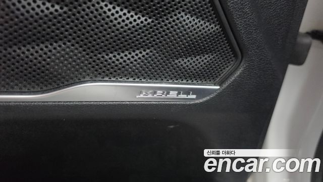 Hyundai Santafe 2019 — photo 32