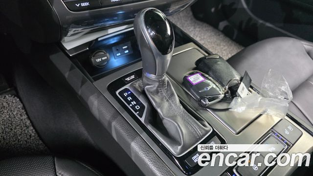 Hyundai Genesis 2016 — photo 12