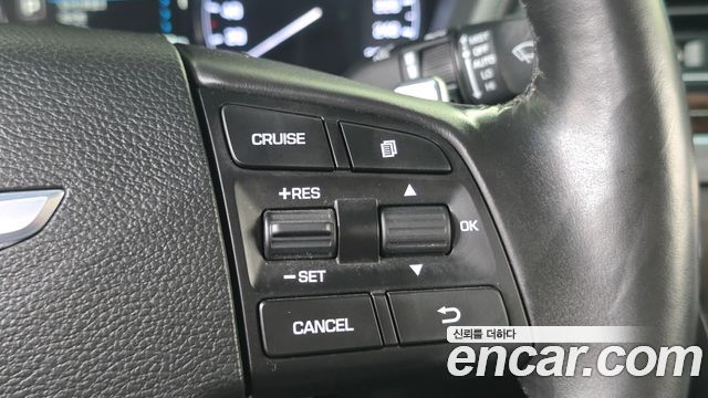 Hyundai Genesis 2016 — photo 21