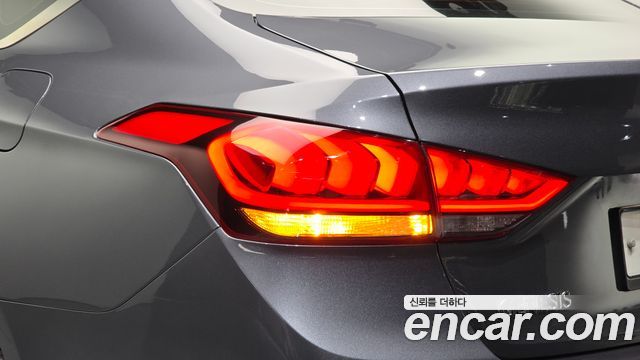 Hyundai Genesis 2016 — photo 9