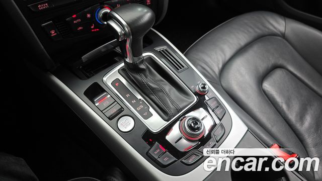 Audi A4 2015 — photo 9