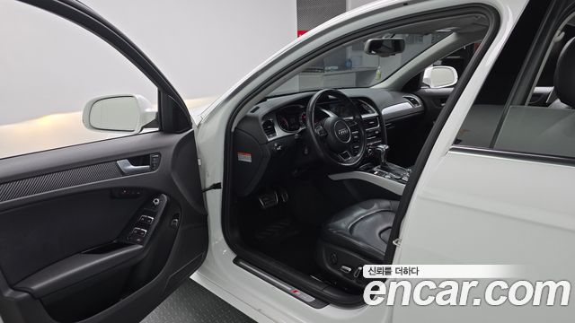 Audi A4 2015 — photo 10