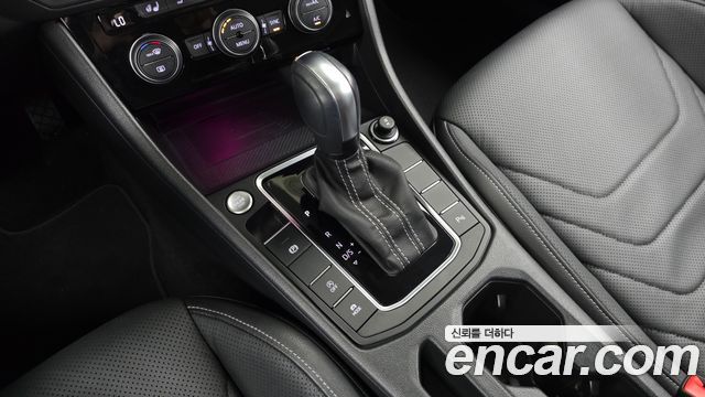 Volkswagen Jetta 2021 — photo 9