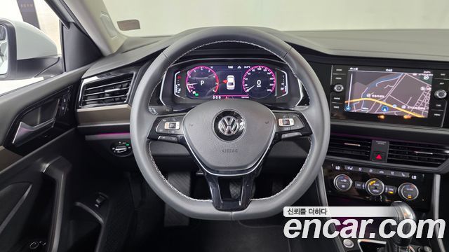 Volkswagen Jetta 2021 — photo 13
