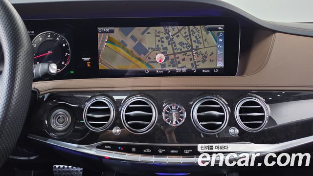 Mercedes-Benz S-Class 2018 — photo 18
