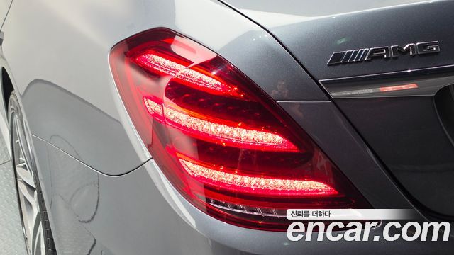 Mercedes-Benz S-Class 2018 — photo 9