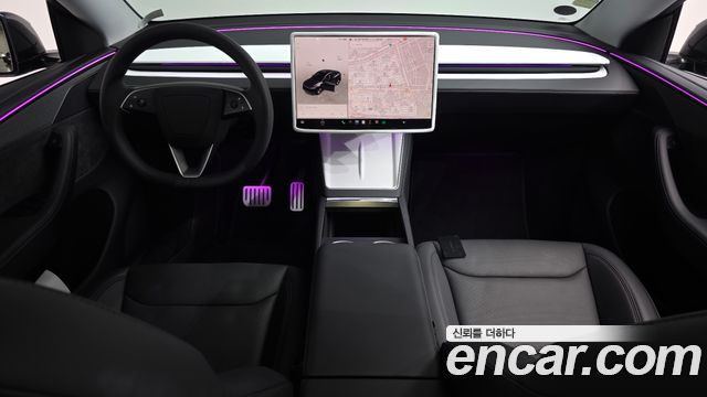 Tesla Model Y 2025 — photo 10