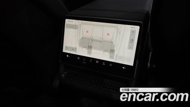 Tesla Model Y 2025 — photo 28