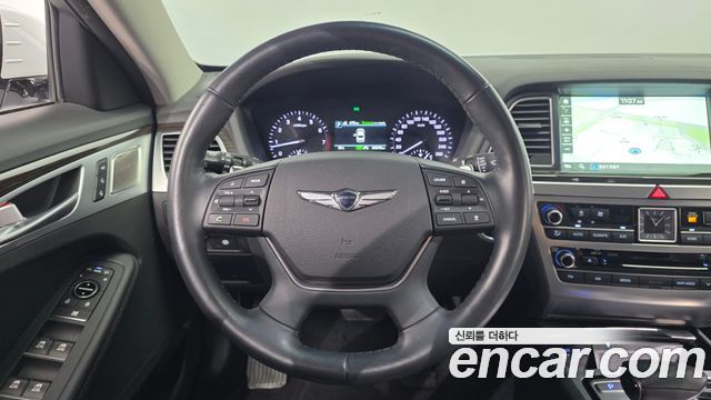 Genesis G80 2018 — photo 20