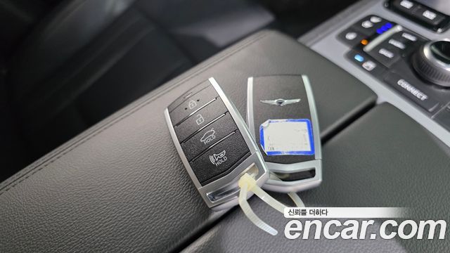 Genesis G80 2018 — photo 22