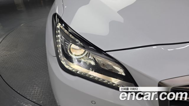 Genesis G80 2018 — photo 8