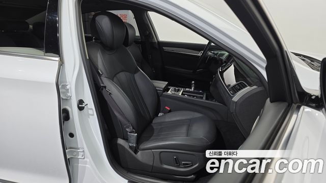 Genesis G80 2018 — photo 16