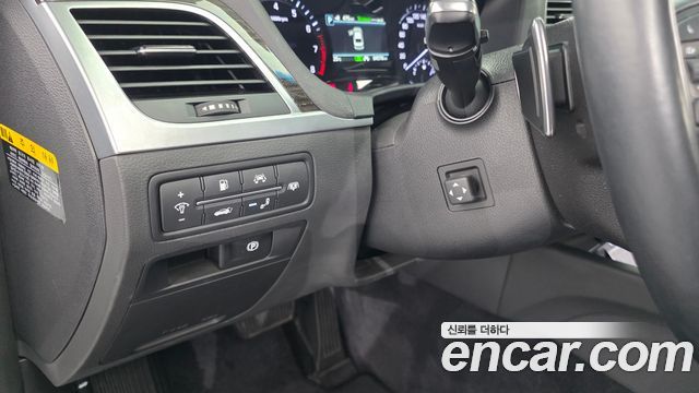 Genesis G80 2018 — photo 28