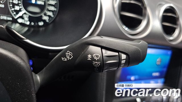 Ford Mustang 2020 — photo 33