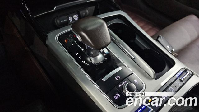 Kia Stinger 2019 — photo 9