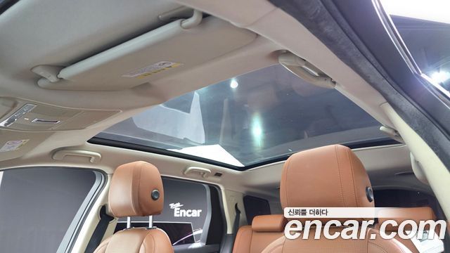 Land Rover Discovery Sport 2017 — photo 19