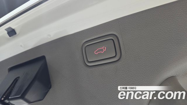 Kia Canival 2019 — photo 25