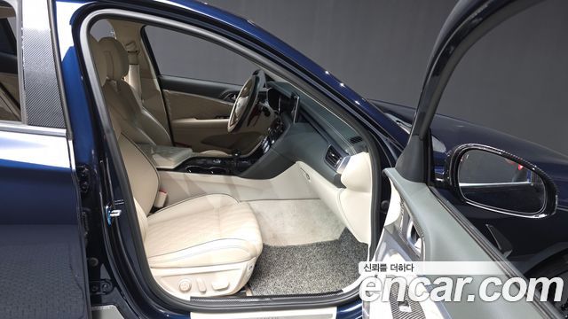 Genesis G70 2019 — photo 17