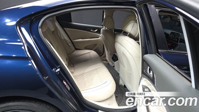 Genesis G70 2019 — photo 18