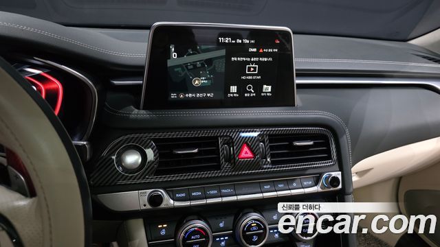 Genesis G70 2019 — photo 20