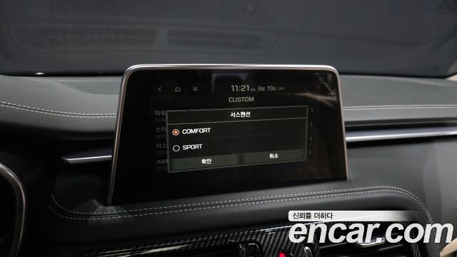 Genesis G70 2019 — photo 22
