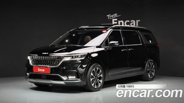 Kia Canival 2022 — photo 1
