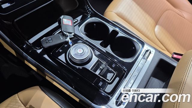 Kia Canival 2022 — photo 13