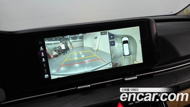 Kia Canival 2023 — photo 20