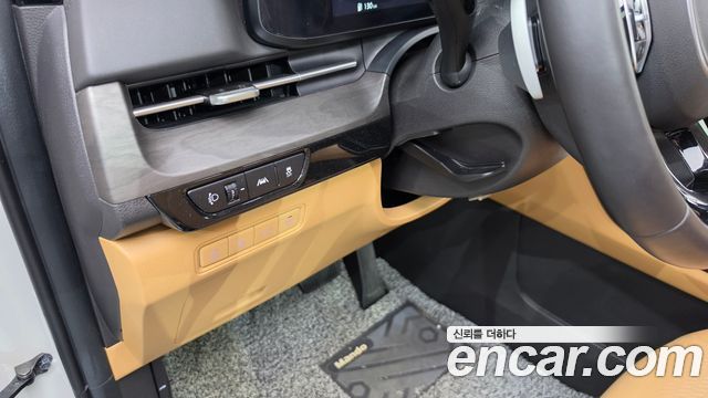 Kia Canival 2023 — photo 26
