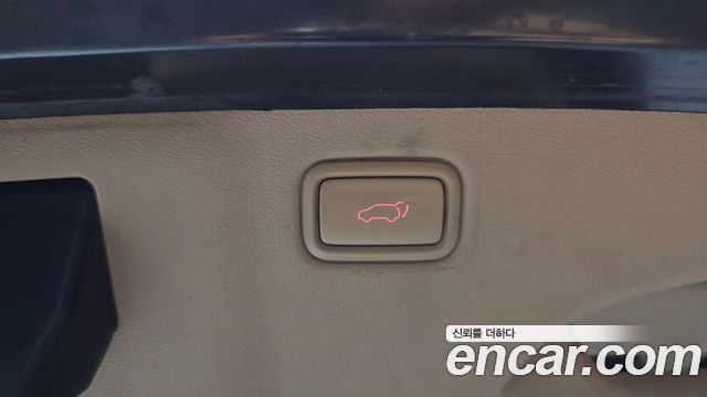 Kia Canival 2016 — photo 26