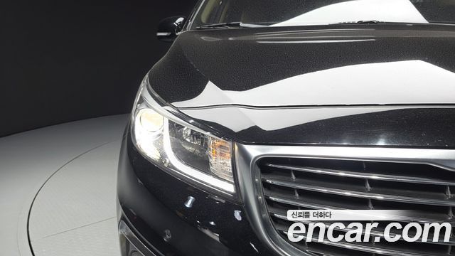 Kia Canival 2016 — photo 8