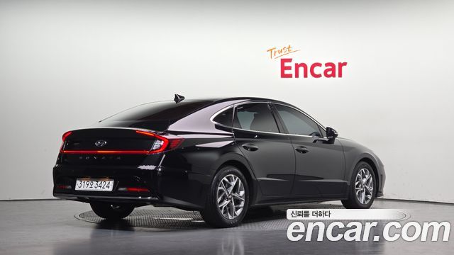 Hyundai Sonata 2022 — photo 2
