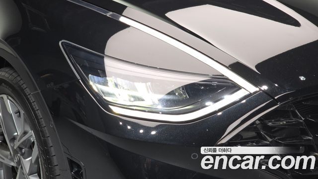 Hyundai Sonata 2022 — photo 8