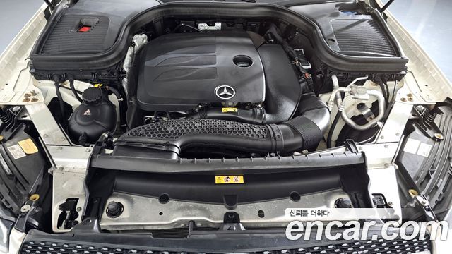Mercedes-Benz GLC-Class 2020 — photo 6