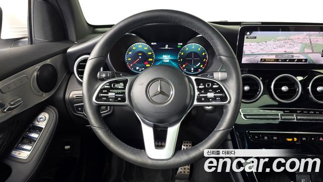 Mercedes-Benz GLC-Class 2020 — photo 19