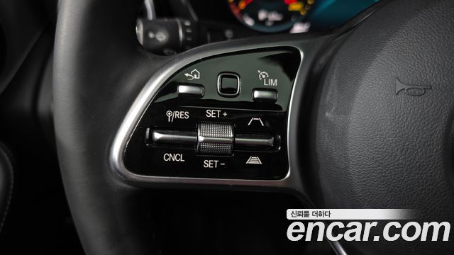 Mercedes-Benz GLC-Class 2020 — photo 21